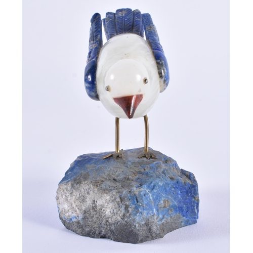 341 - A CONTINENTAL LAPIS LAZULI AND ONYX FIGURE OF A BIRD. 10 cm x 8 cm.