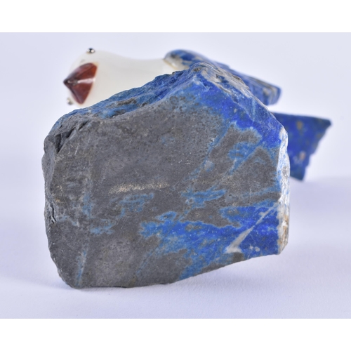 341 - A CONTINENTAL LAPIS LAZULI AND ONYX FIGURE OF A BIRD. 10 cm x 8 cm.