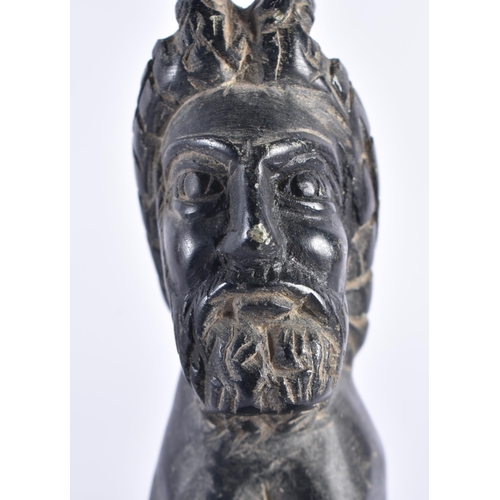 407 - AN UNUSUAL 19TH CENTURY EUROPEAN GRAND TOUR CARVED STONE MALE After the Antiquity. 19 cm high.