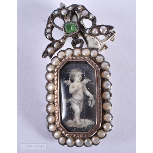 40A - A LOVELY SUITE OF 18TH/19TH CENTURY JEWELLERY comprising of a pair of earrings and matching pendant,... 