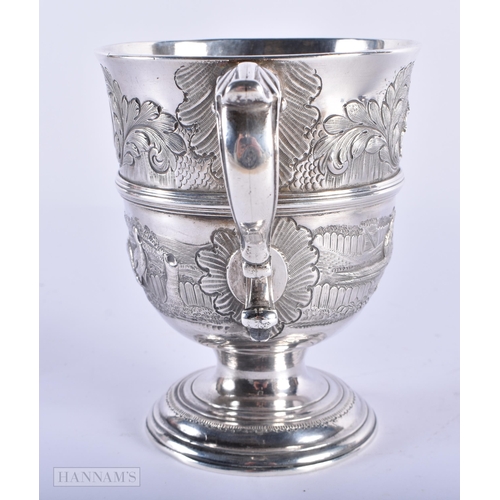 40D - A RARE 18TH CENTURY IRISH TWIN HANDLED LOVING CUP by W Townsend. Dublin 1750. 445g. 13 cm x 18 cm.