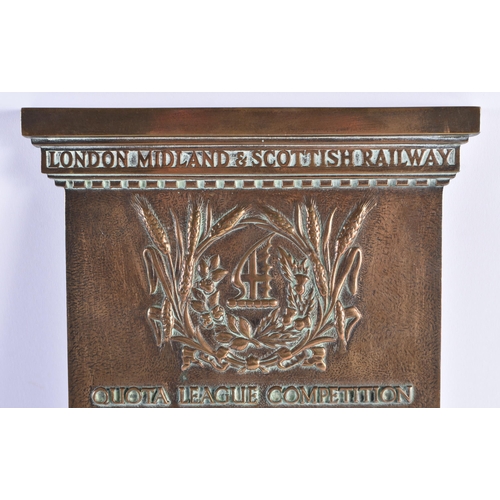 410 - A FINE ART DECO BRITISH RAILWAY LOCOMOTIVE BRONZE PRESENTATION PLAQUE C1934. 28 cm x 20 cm.