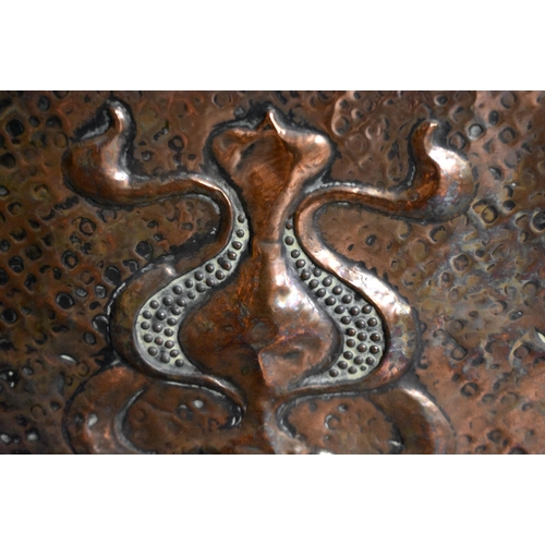 417 - A VERY LARGE ART NOUVEAU OVERSIZED COPPER MOUNTED LOG/COAT BIN decorated with stylised flowers. 47cm... 