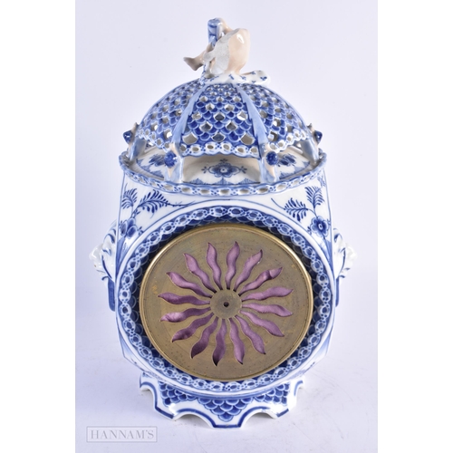 423 - A RARE DANISH ROYAL COPENHAGEN PORCELAIN CLOCK. 27 cm x 15 cm.