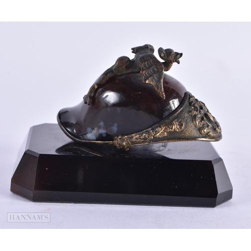 438 - A LOVELY 19TH CENTURY FRENCH GRAND TOUR AGATE AND BRONZE PAPERWEIGHT. 9 cm x 5.5 cm.