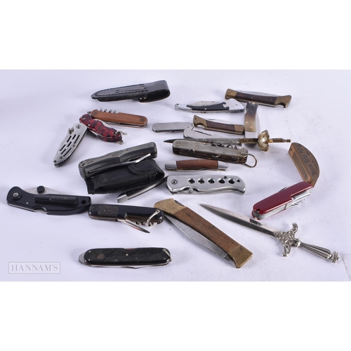 444 - VINTAGE POCKET KNIVES etc. (qty)