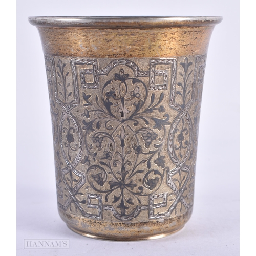 447 - A 19TH CENTURY RUSSIAN SILVER NIELLO BEAKER. 113 grams. 8.5 cm x 7.5 cm.