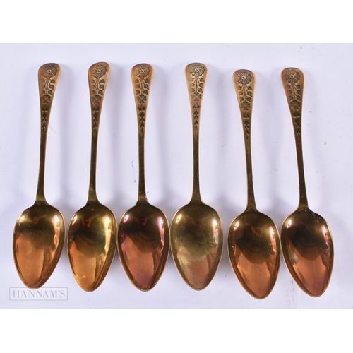 464 - A SET OF SIX GEORGE III LONDON YELLOW METAL SPOONS. 232 grams. 22 cm long. (6)