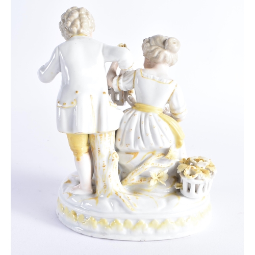 510 - A GERMAN RUDOLPSTADT PORCELAIN FIGURAL GROUP. 15 cm x 11 cm.