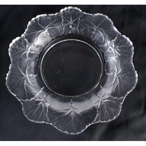 527 - A PAIR OF LALIQUE GLASS DISHES. 14 cm wide.