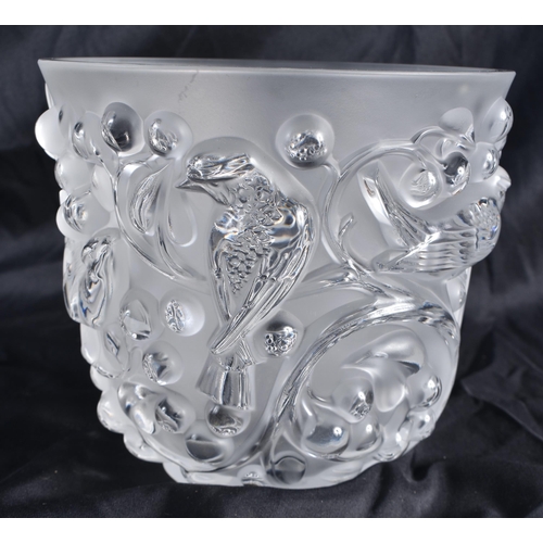 535 - A LALIQUE GLASS BIRD VASE. 15 cm x 15 cm.