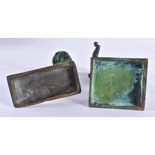 639 - A PAIR OF 19TH CENTURY EUROPEAN GRAND TOUR BRONZES. 15 cm high.