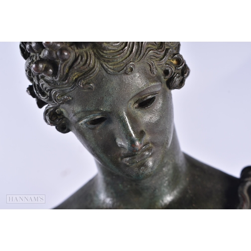 679 - A FINE LARGE 19TH CENTURY EUROPEAN GRAND TOUR BRONZE FIGURE OF NARCISSUS. 58 cm x 22 cm.