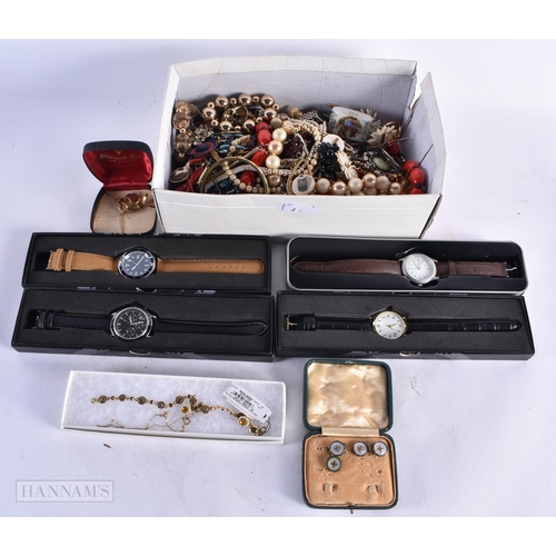 752 - ASSORTED JEWELLERY AND WATCHES. (qty)