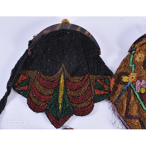 780 - THREE VINTAGE BEADWORK LADIES EVENING BAGS. (3)