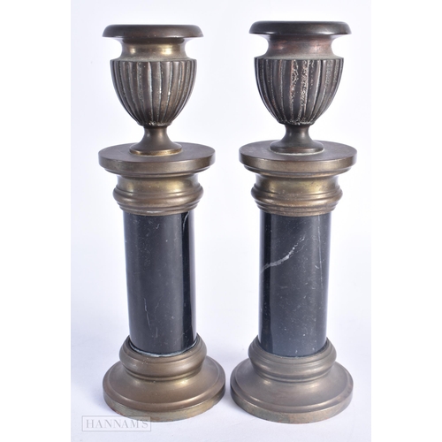 814 - A PAIR OF 19TH CENTURY GRAND TOUR BRONZE AND MARBLE CANDLESTICKS. 18 cm high.