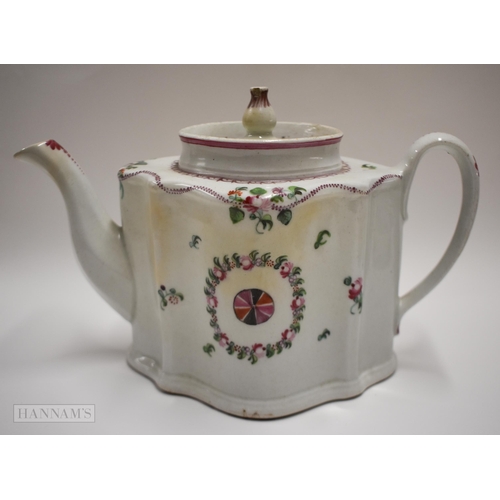 825 - 18th century New Hall style five good teabowls and saucers four patterns and a New Hall teapot, cove... 