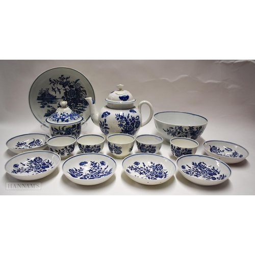 826 - 18th century Worcester tea service printed in blue with three flowers; teapot and cover, slop bowl, ... 