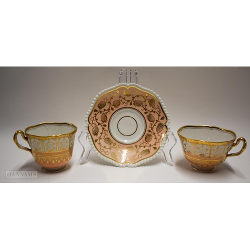 829 - Early 19th century Worcester Flight Barr and Barr: Three teacups, coffee cups and saucers all with g... 