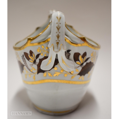 852 - Early 19th century Flight Barr and Barr pudding basin beautifully painted with flowers surrounded by... 