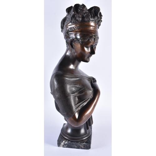 88 - BRONZE BUST OF MADAME RECAMIER, AFTER CHINARD, 19TH/20TH CENTURY after Joseph Chinard (1755-1813). 5... 