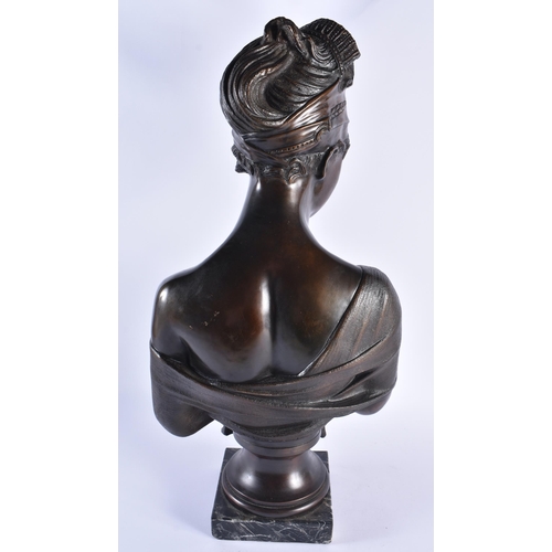 88 - BRONZE BUST OF MADAME RECAMIER, AFTER CHINARD, 19TH/20TH CENTURY after Joseph Chinard (1755-1813). 5... 