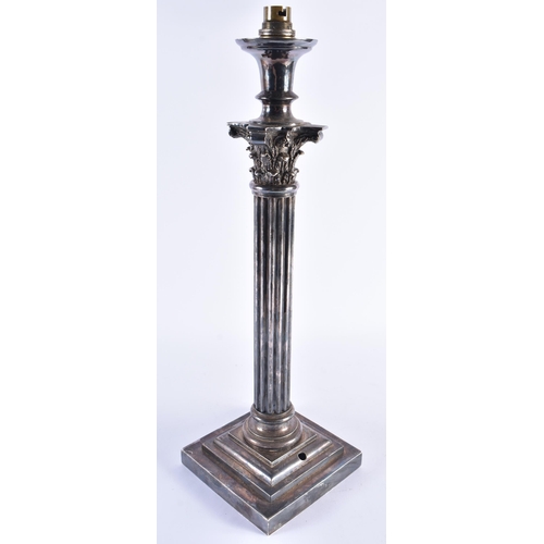 92 - A LARGE VICTORIAN SILVER PLATED CORINTHIAN COLUMN COUNTRY HOUSE LAMP. 47 cm high.