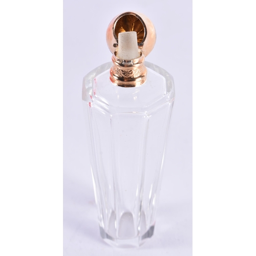 1084 - AN 18CT GOLD MOUNTED SCENT BOTTLE. 44.7 grams overall. 9 cm x 3 cm.