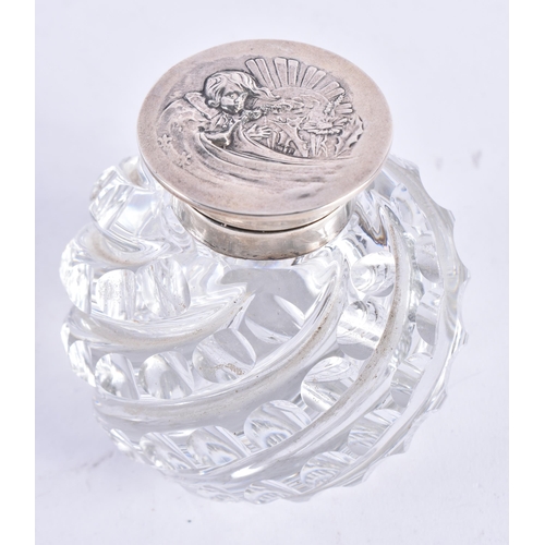 1369 - AN EDWARDIAN SILVER MOUNTED CUT GLASS INKWELL. 1048 grams overall. 9.5 cm x 9.25 cm.