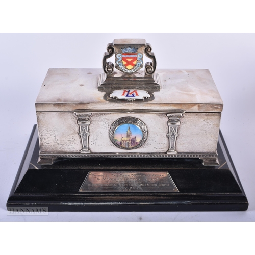 1805 - GEORGE VI SILVER PRESENTATION CASKET TURNER & SIMPSON, BIRMINGHAM 1936 the casket of oblong form, wi... 