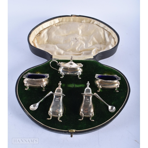 1807 - AN ANTIQUE SILVER CRUET SET. 175 grams. (7)