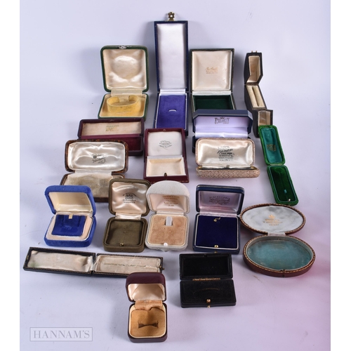 1811 - ASSORTED JEWELLERY BOXES. (qty)