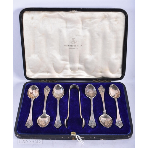 1965 - A SET OF SILVER SPOONS. Sheffield 1914. 101 grams. 11 cm long.