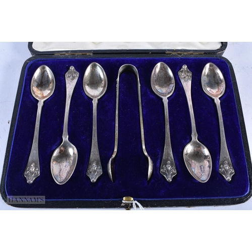 1965 - A SET OF SILVER SPOONS. Sheffield 1914. 101 grams. 11 cm long.