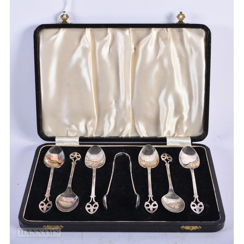 1966 - A SET OF SILVER SPOONS. Birmingham 1940. 78 grams. 11 cm long.