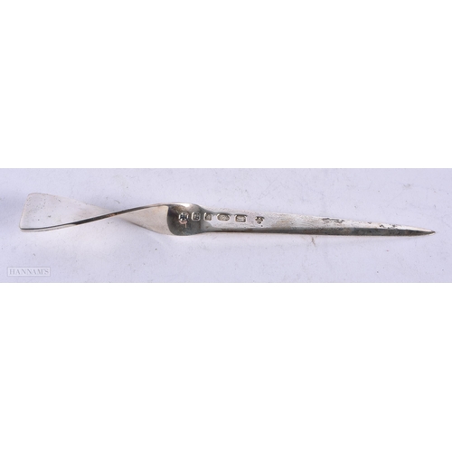 1967 - A MODERNIST SILVER LETTER OPENER. 84 grams. London 1956. 22 cm long.