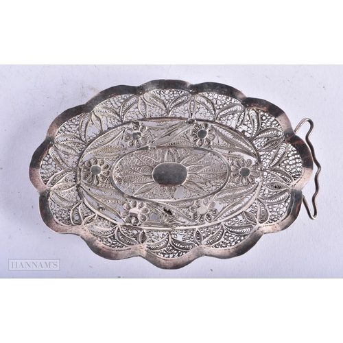 1997 - .950 silver filigree pin / bon bon dish. 56 grams. 12.75 cm x 8.25 cm.