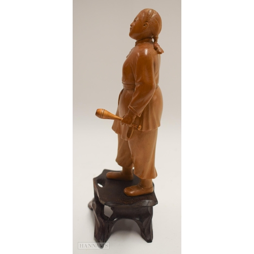 2863 - A RARE EARLY 20TH CENTURY CHINESE CARVED BOXWOOD CULTURAL REVOLUTION FIGURE. 19 cm high