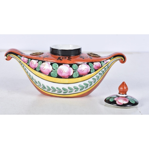 3078 - A small French Aladdin lamp inkwell 9 x 16cm.