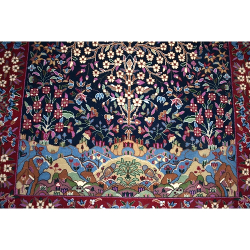 3256 - A hand knotted Persian Tree of life rug 153 x 106 cm