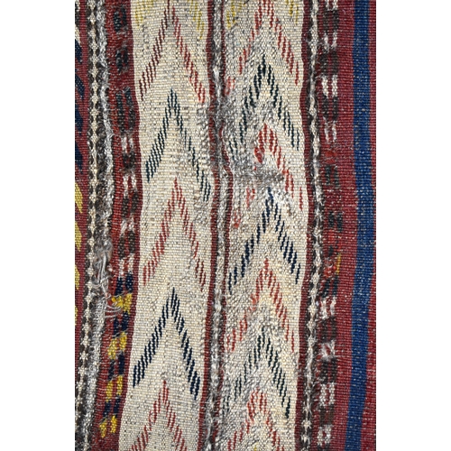 3259 - A vintage flat weave Kilim runner rug 303 x 76cm