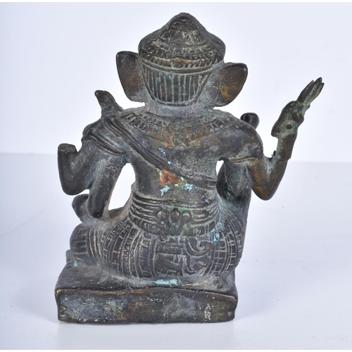 3372 - An early bronze Ganeesha statue 12cm.