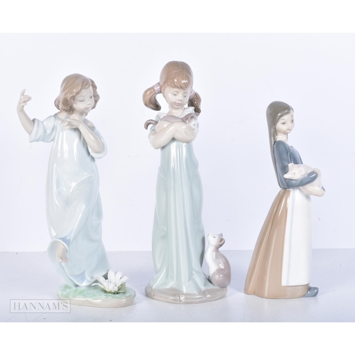 3649 - A collection of Lladro figurines 24cm (8).