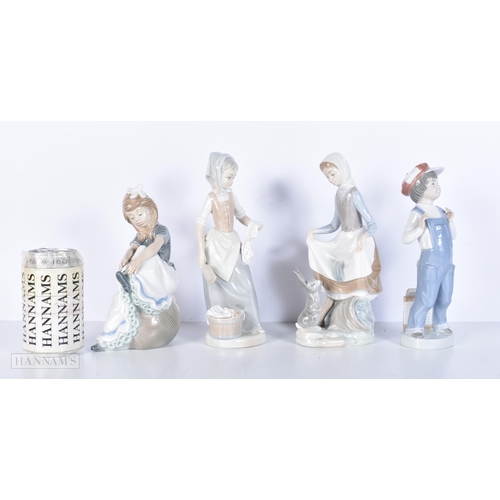 3652 - A collection of Lladro figurines 23cm (4).