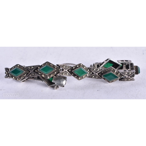 3920 - An Art Deco Style Silver Bracelet. Stamped 925. Internal Diameter 5.3cm, weight 25.8g