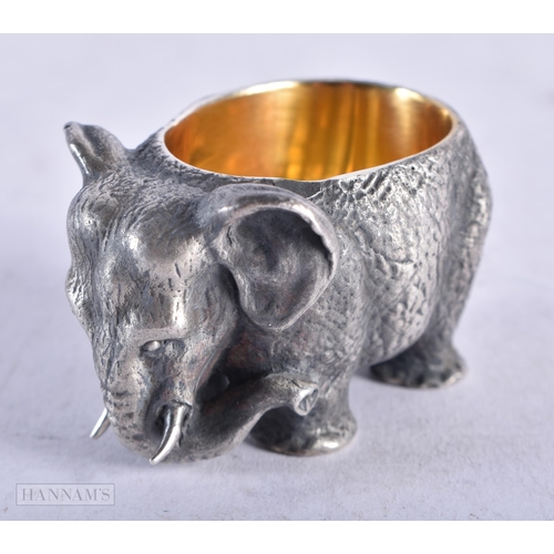 3924 - A Continental Silver Elephant Salt with Gilt interior. Stamped 84. 4.7cm x 3.2cm x 3cm, weight 128.3... 