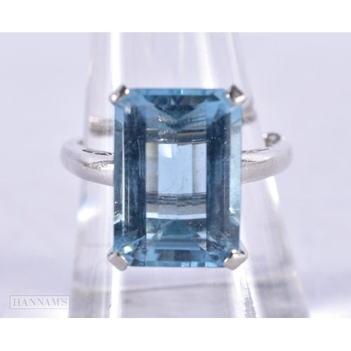 3928 - A Platinum Ring set with an Aquamarine. Stamped 10% IRID PLAT. Size P, weight 8.6g