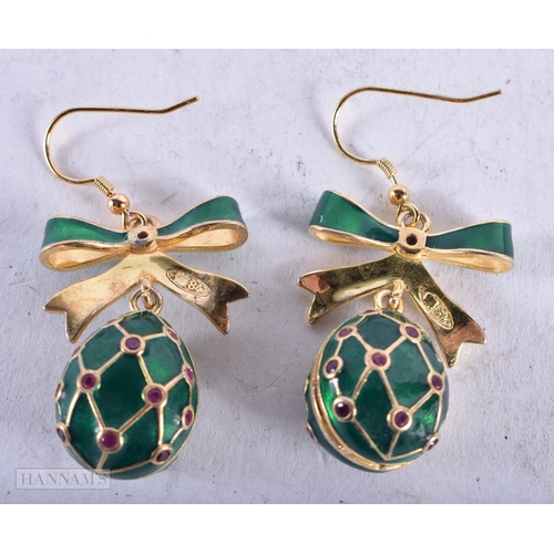 3930 - A Pair of Silver Gilt and Enamel Earrings. Stamped 84. 4.8cm x 2.3cm, weight 19.1g