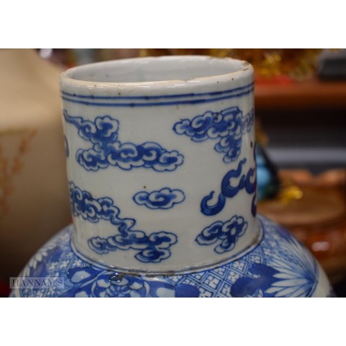 2073 - A LARGE 19TH CENTURY CHINESE BLUE AND WHITE PORCELAIN VASE Kangxi style. 40 cm high.