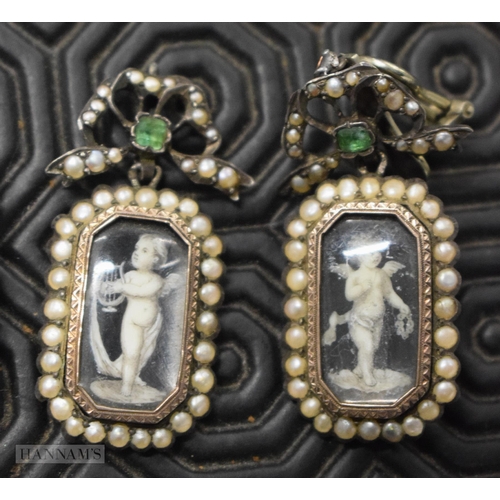 40A - A LOVELY SUITE OF 18TH/19TH CENTURY JEWELLERY comprising of a pair of earrings and matching pendant,... 